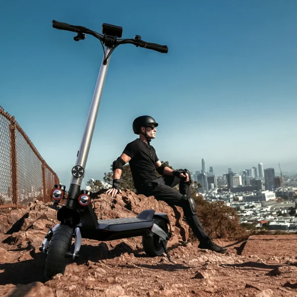Circooter Raptor pro adult escooter, 1600W motor, folding E-scooter, 10-inch tire, E-mountain scooter, electric scooter - Image 2